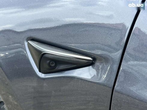 Tesla Model 3 2021 - фото 16
