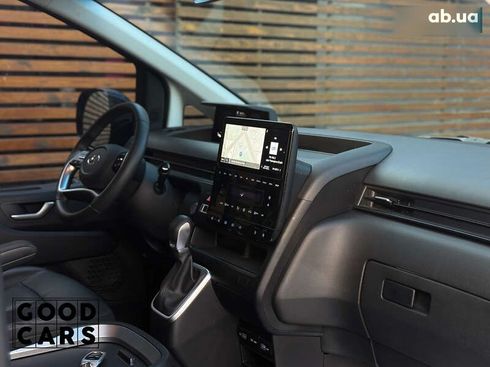 Hyundai Staria 2023 - фото 24