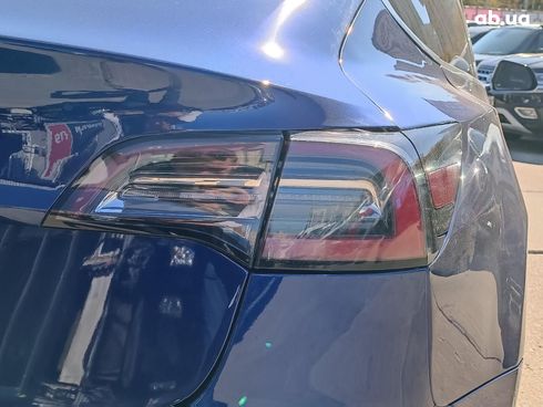 Tesla Model 3 2019 синий - фото 10