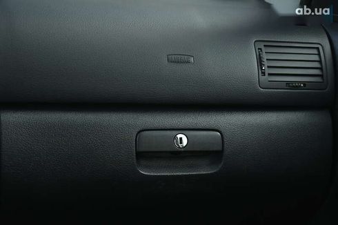 Skoda Octavia 2009 - фото 24