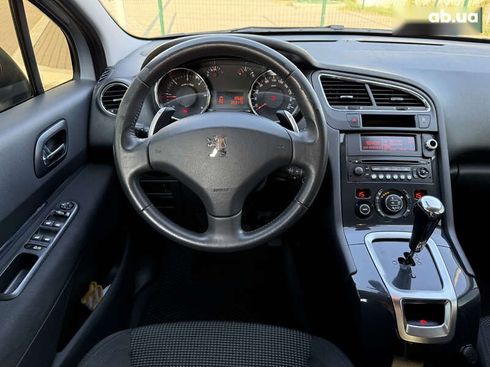 Peugeot 5008 2010 - фото 17