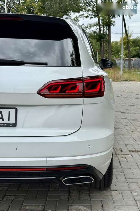 Volkswagen Touareg 2023 - фото 16