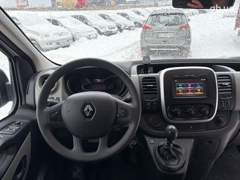 Renault Trafic 2019 белый - фото 31