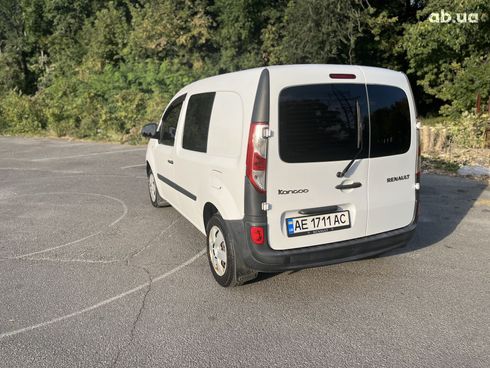 Renault Kangoo 2014 белый - фото 15