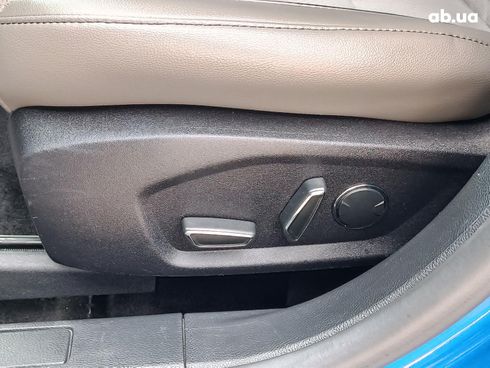 Ford Fusion 2017 синий - фото 23