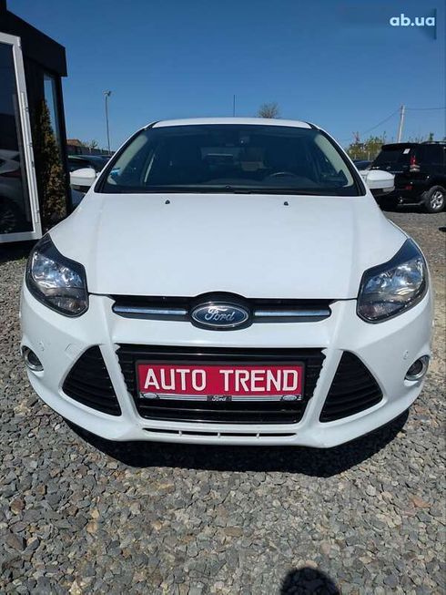 Ford Focus 2011 - фото 2