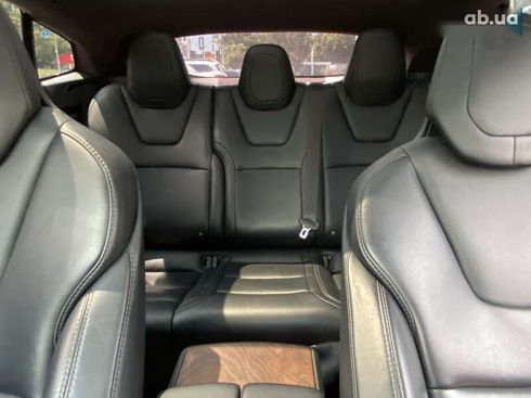 Tesla Model S 2018 - фото 19