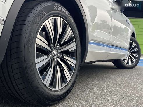 Volkswagen Touareg 2018 - фото 10
