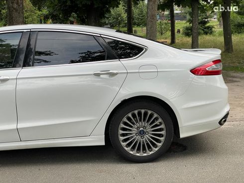 Ford Fusion 2014 белый - фото 10
