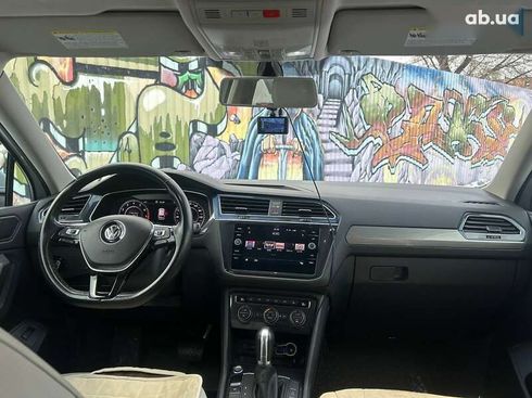 Volkswagen Tiguan 2018 - фото 13