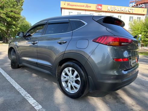 Hyundai Tucson 2019 серый - фото 18