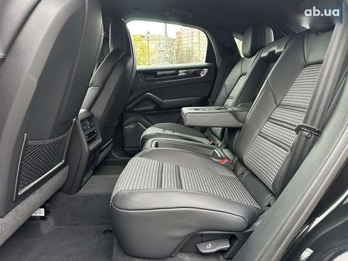 Porsche Cayenne 2024 - фото 26
