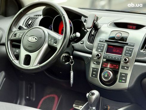 Kia Cerato 2011 серый - фото 15