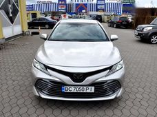 Продаж вживаних Toyota Camry 2018 року у Львові - купити на Автобазарі