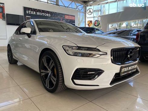 Volvo S60 2019 - фото 7