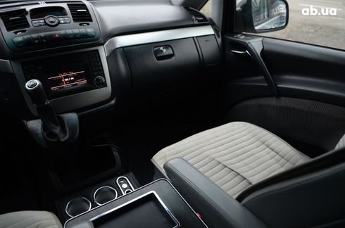 Mercedes-Benz Viano 2012 серый - фото 9