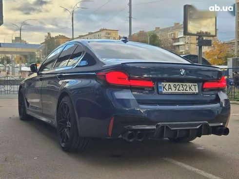 BMW 5 серия 2021 - фото 9