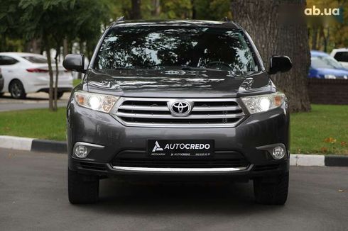 Toyota Highlander 2012 - фото 2