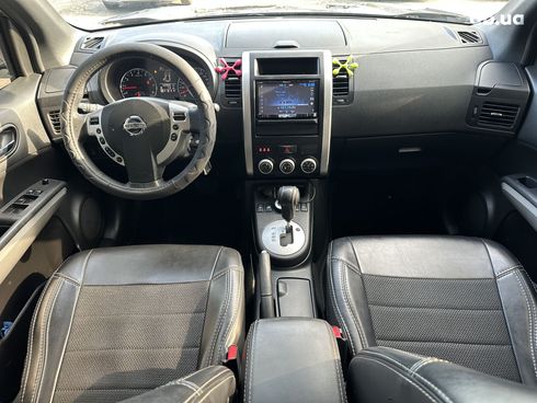 Nissan X-Trail 2012 пурпурный - фото 13