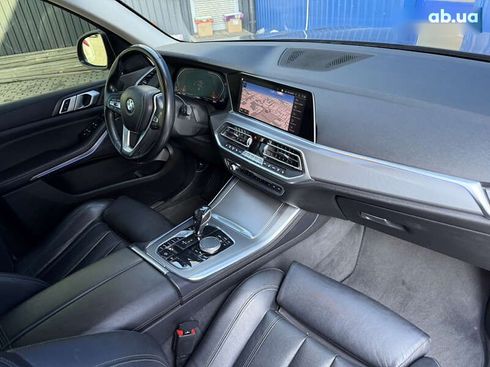 BMW X5 2019 - фото 27