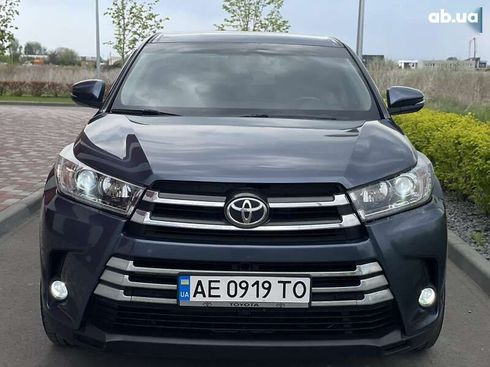 Toyota Highlander 2015 - фото 2