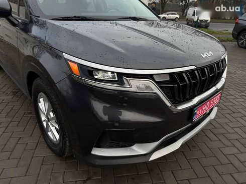 Kia Carnival 2023 - фото 12