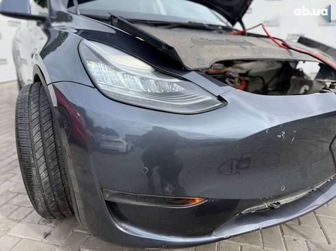 Tesla Model Y 2020 - фото 12