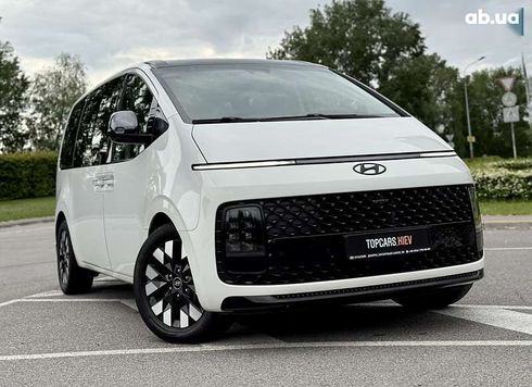 Hyundai Staria 2021 - фото 25