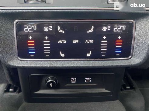 Audi Q7 2020 - фото 20