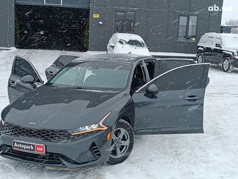 Kia K5 2020 серый - фото 46
