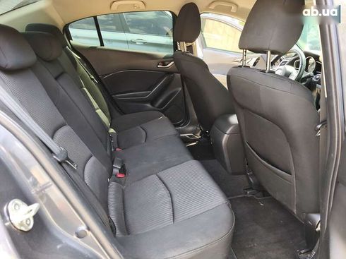 Mazda 3 2015 - фото 12