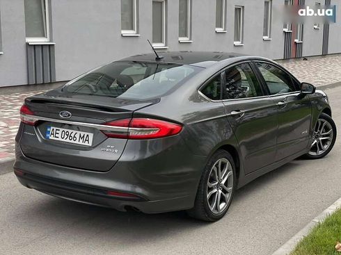 Ford Fusion 2017 - фото 4