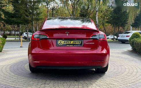 Tesla Model 3 2019 - фото 6