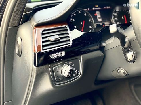 Audi A8 2012 - фото 16