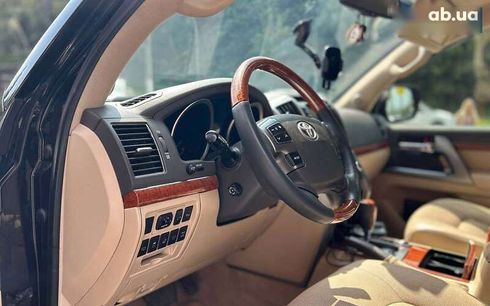 Toyota Land Cruiser 2012 - фото 8