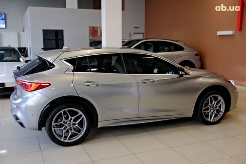 Infiniti QX30 2018 серый - фото 4