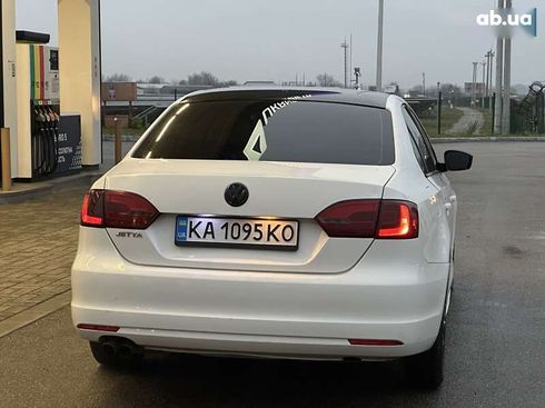Volkswagen Jetta 2012 - фото 16