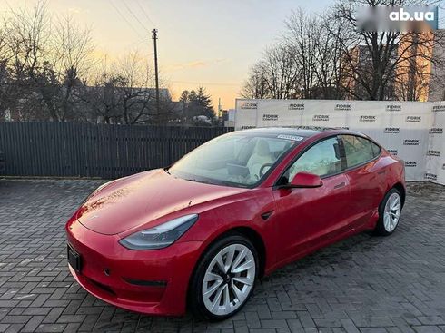 Tesla Model 3 2021 - фото 3