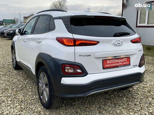 Hyundai Kona Electric 2021 - фото 18
