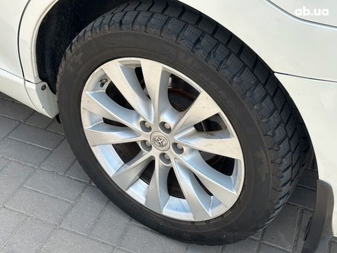Toyota Venza 2012 белый - фото 9