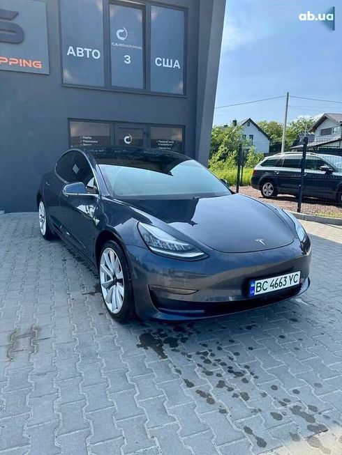 Tesla Model 3 2019 - фото 3