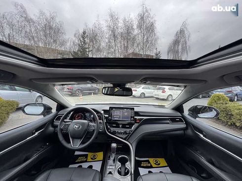 Toyota Camry 2024 - фото 14