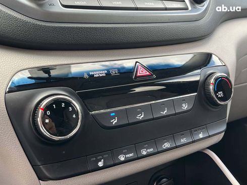 Hyundai Tucson 2017 серый - фото 35