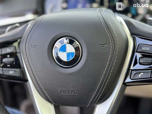 BMW 5 серия 2018 - фото 28
