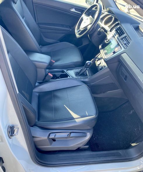 Volkswagen Tiguan Allspace 2018 белый - фото 9