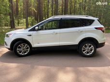 Купити Ford Kuga 2017 бу в Чернігові - купити на Автобазарі