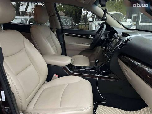 Kia Sorento 2013 - фото 20