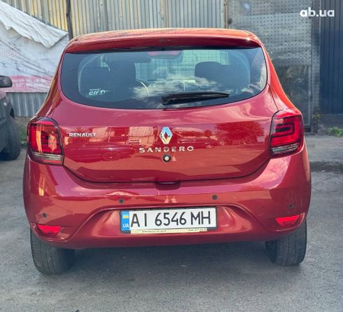 Renault Sandero 2019 вишневый - фото 2