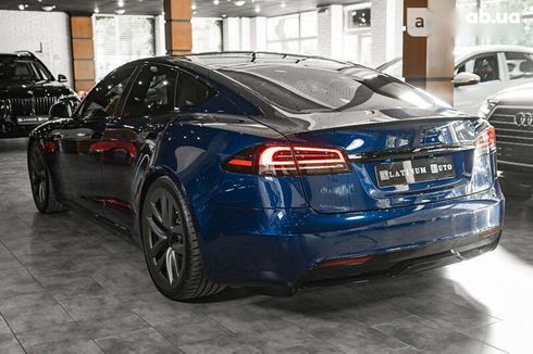 Tesla Model S 2022 - фото 10