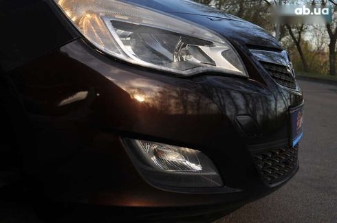 Opel Astra 2012 - фото 18